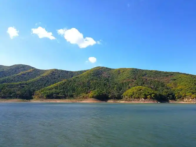 其它 吉林松花湖风景区 写美篇 松花湖即丰满水库,位于吉林省吉林市