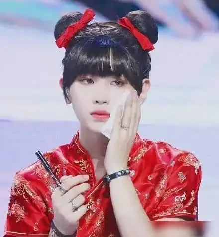 当明星变成女装大佬,他们不做恩爱夫妻,要做姐妹了?