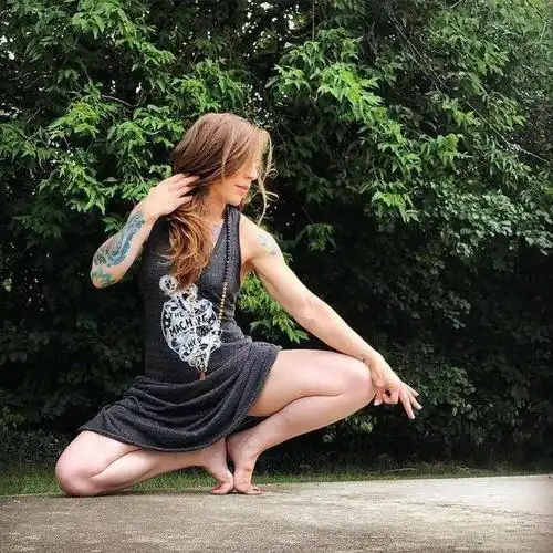 森林里的丝袜美腿瑜伽系列,挑战你的感官世界,要疯狂