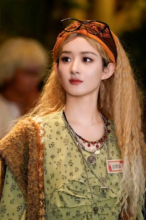 赵丽颖cos哈利波特特里劳妮