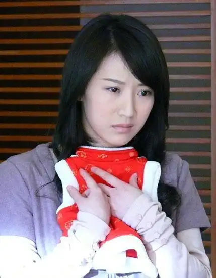 李念蜗居首演孕妇体会为人母的苦乐