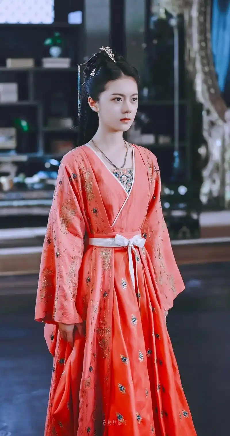 创作灵感 #赵今麦古装 #赵今麦 #古风汉服美如画 #壁纸 - 抖音