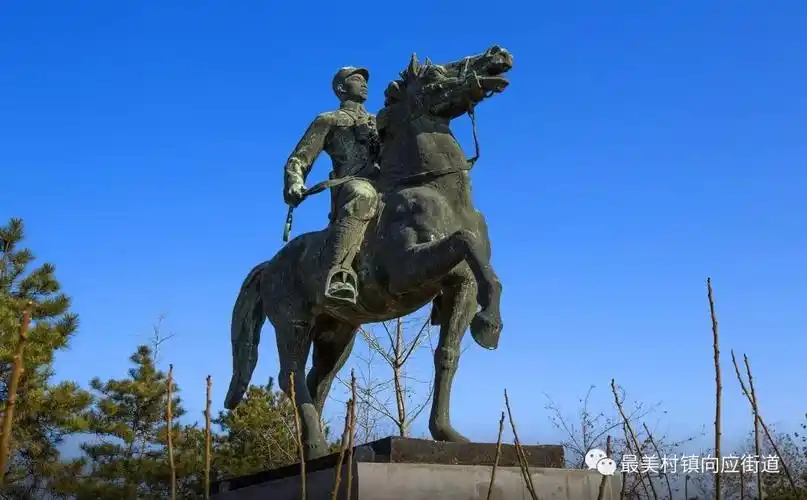 区县旅游周末带孩子参观关向应纪念馆追寻红色足迹