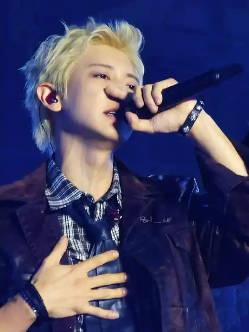 朴灿烈超话【kz_xxxxxml】240828 ena k-pop up预录高清3p@real