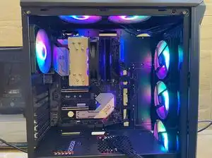 先马坦克机箱风扇