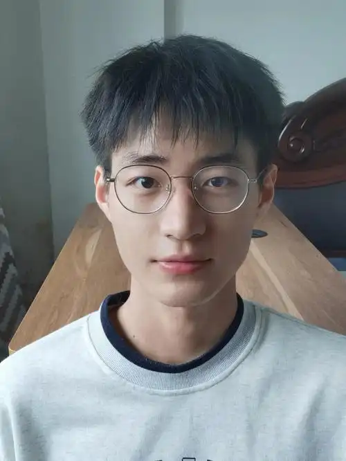 当一个戴圆眼镜这么丑的男生换了一副眼镜