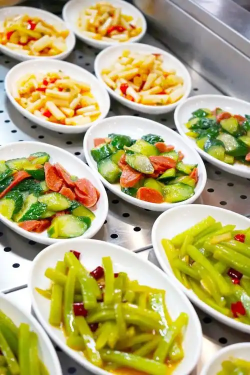 滨海新开的小碗菜每天都有50种菜品自选人均20吃到撑