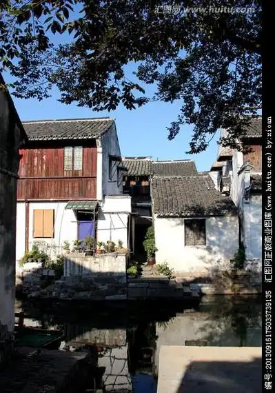 苏州江南园林青瓦白墙(江南水乡青瓦白墙)苏州江南园林青瓦白墙