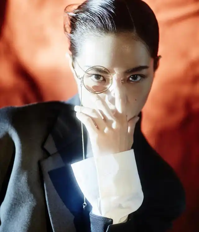 钟楚曦:美人韵味