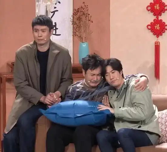 央视春晚大看点开心麻花小品哭笑不得贾玲张小斐上演婆媳大战