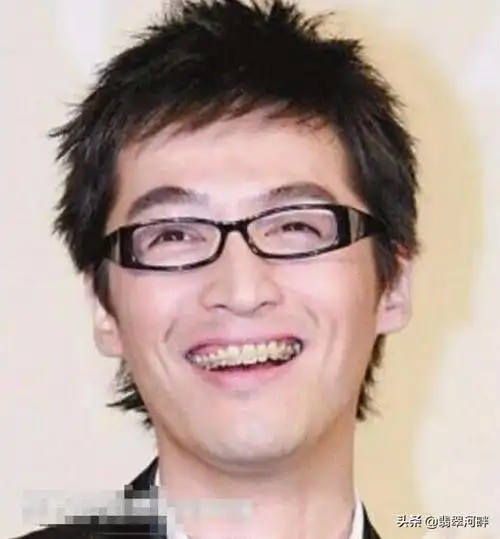 胡歌最想销毁的照片只怪当时太年轻网友承包我一年笑点