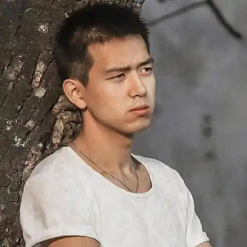 你知道李现早期为什么那么招男粉丝喜欢吗?_照片_感觉_帅哥