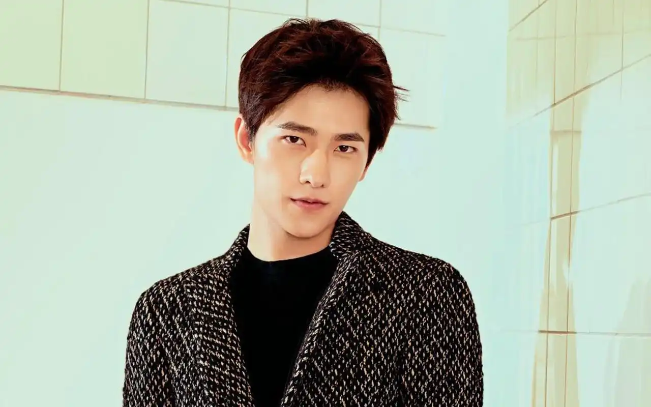 首页 桌面壁纸 大陆明星 杨洋最新帅气写真图片桌面壁纸 1920_1200