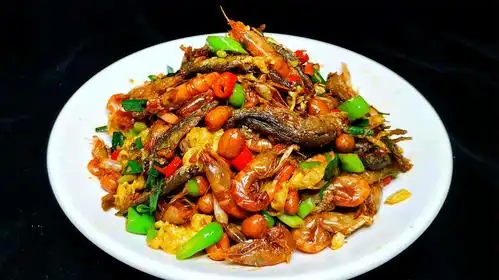 厨师长分享:小鱼吃虾米,狠下饭的小炒菜,就着米饭连吃三碗不够