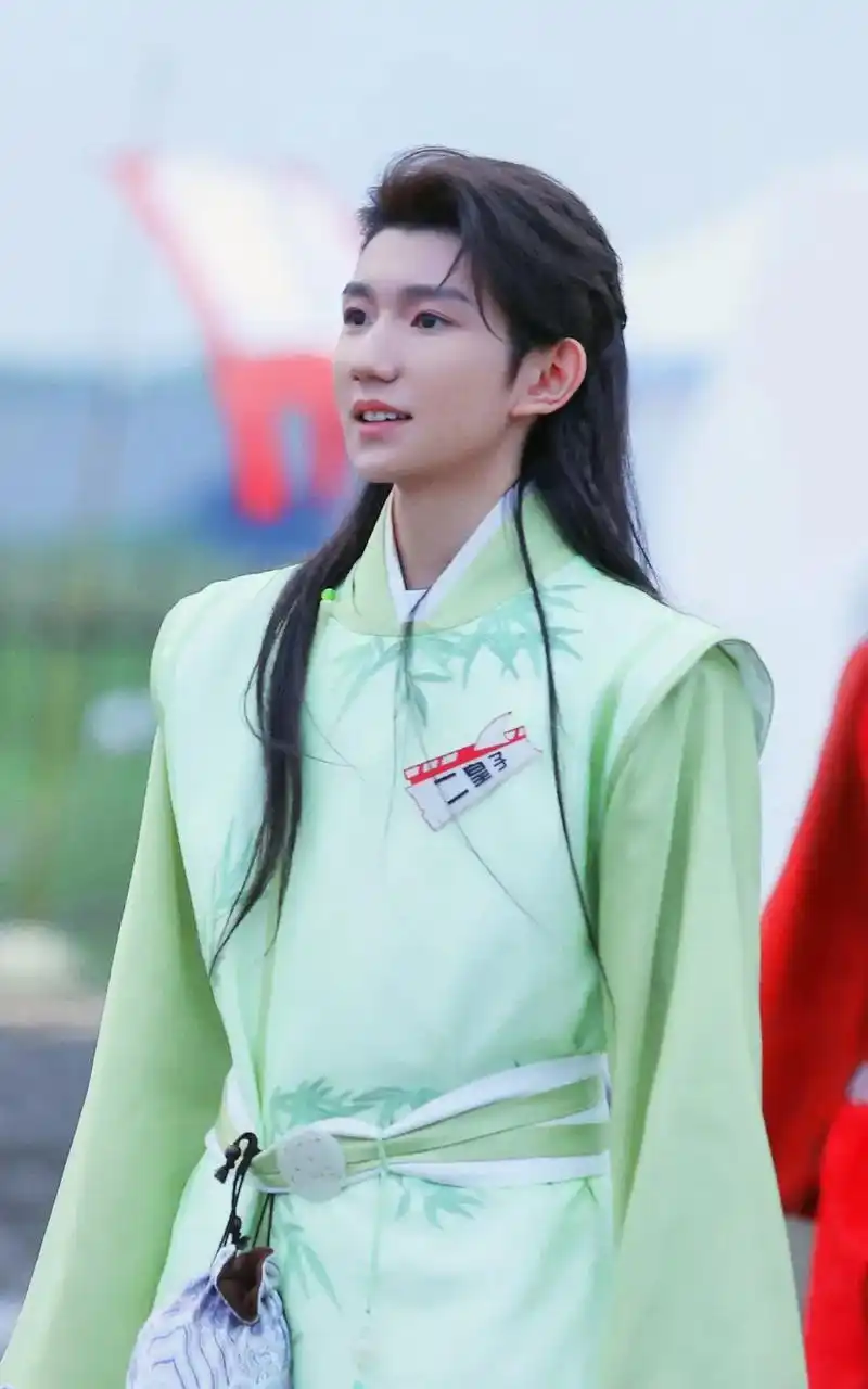 王源 #奇异剧本鲨 #古装    温润如玉王公子 - 抖音