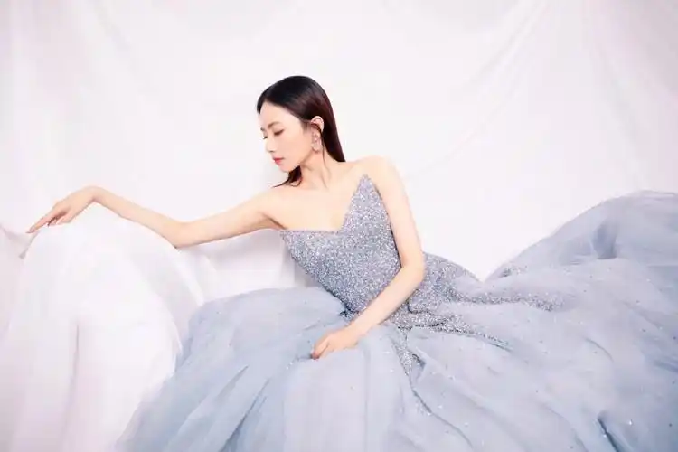 刘惜君长裙优雅写真图片36