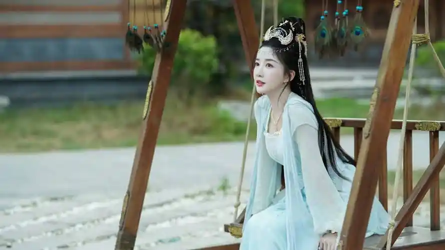 《倾世小狂医》热播 陈欣予就是我心中的爽剧女主形象_电视_星悦在线