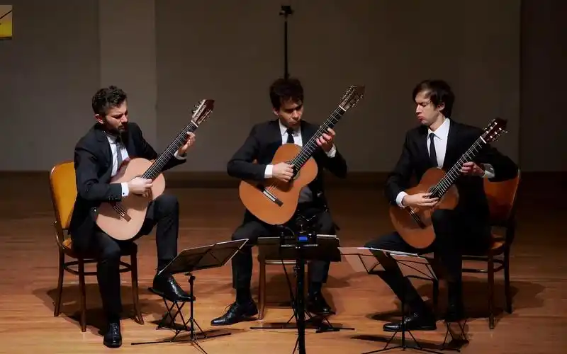 古典吉他三重奏舒伯特即兴曲4impromptusop90d899丨trioelogio