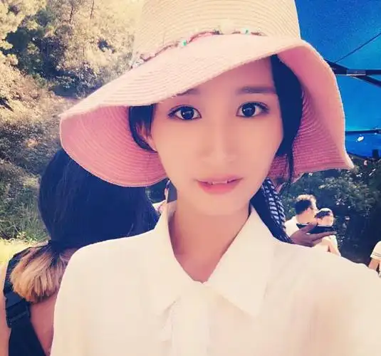 聂欢个人资料(演员聂欢,陪伴任嘉伦从无到有,在家当全职太太也很幸福)