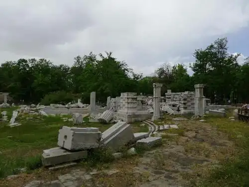 牢记国耻.八国联军火烧圆明园遗址