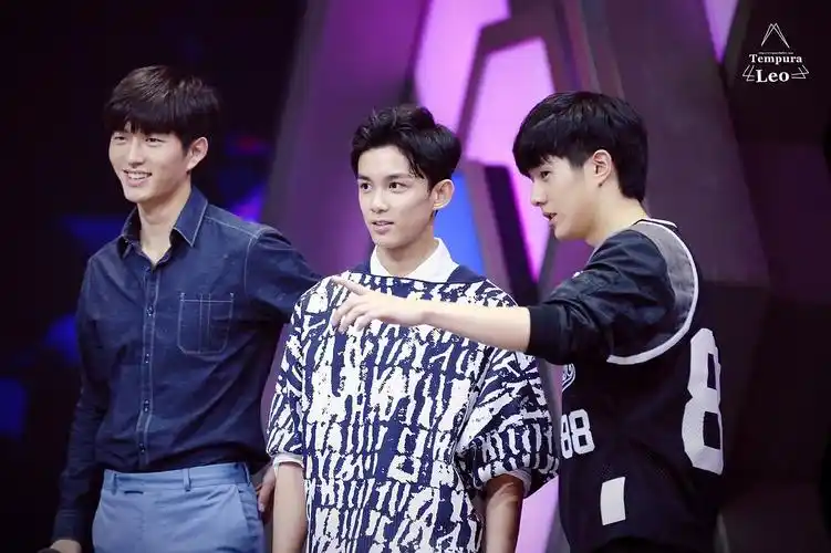 刘昊然x吴磊来年陌生的是昨日最亲的某某总好于那日我没有遇过某某