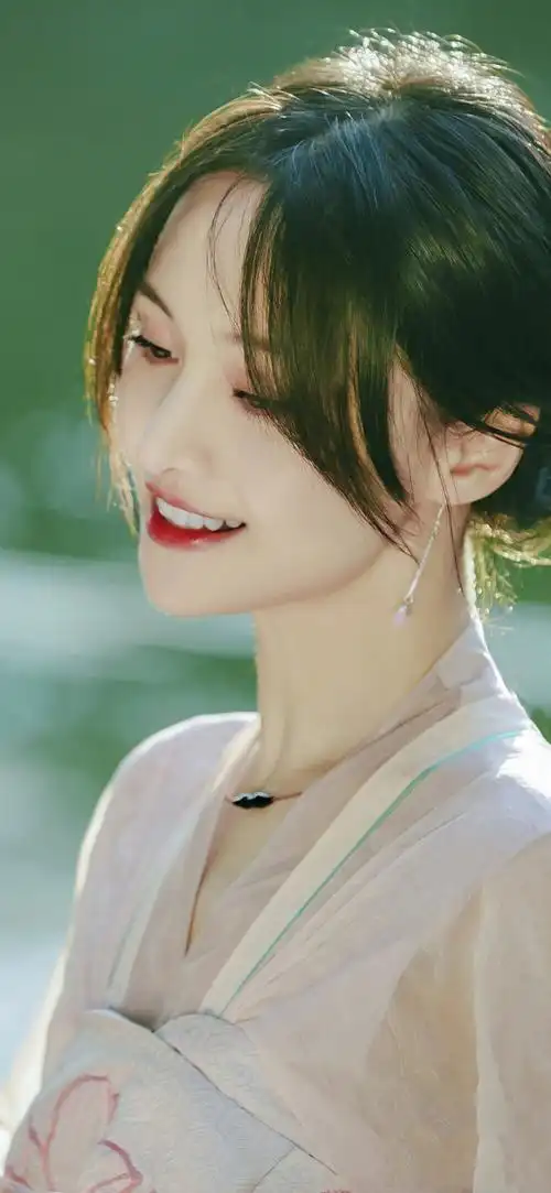 洛九篱从向晚‥转采于2020-12-26 15:48:03郑爽cr.insist_郑爽图博