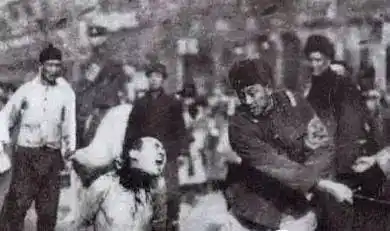 历史探秘残忍的旧中国斩首行刑老照片古代砍头刑场实拍少儿不宜