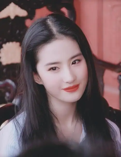 刘亦菲好美期待巴黎时装周美美的刘亦菲