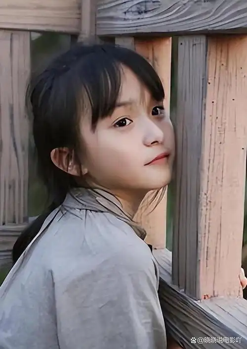 刘楚恬,一个拥有天赋的童星,早在2岁出道,5岁开始亮相电视剧,6岁时