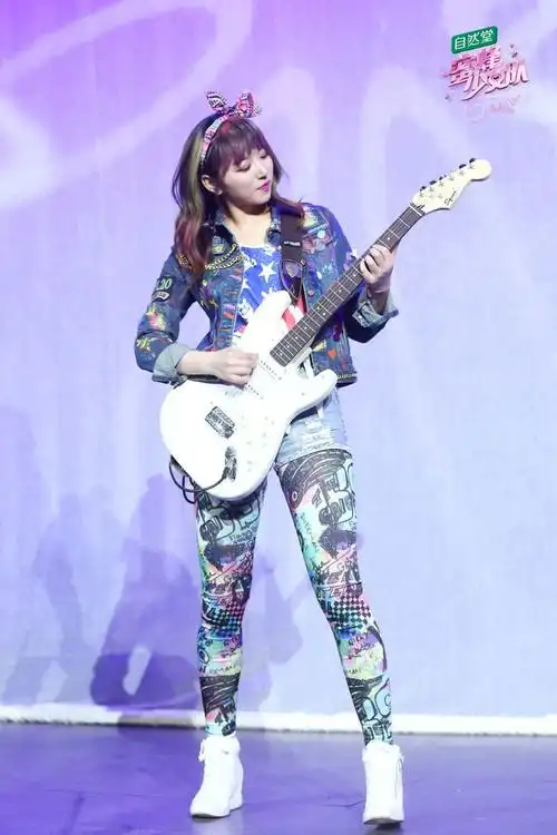 蜜蜂少女队 官方剧照