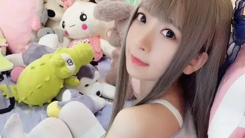 正恒丶木桃momo酱