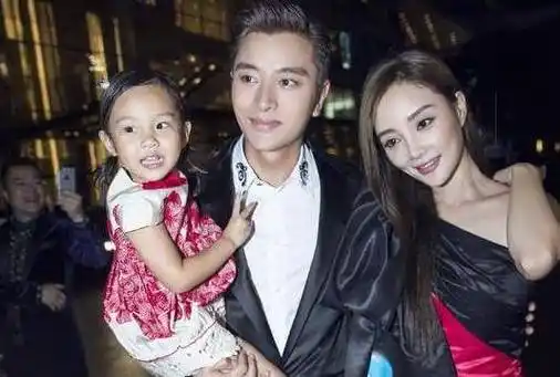 网友让李小璐和贾乃亮复婚,李小璐直接回应,我和甜馨很幸福_孩子_时候