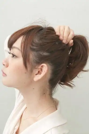 内扣梨花头扎头顶蓬松马尾