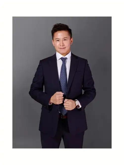 男生个人形象照温哥华