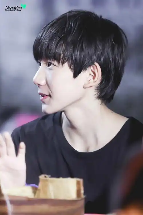 偶像手记 最乖的崽  有没有女友粉  @tfboys-王源王源超话#王源看我们