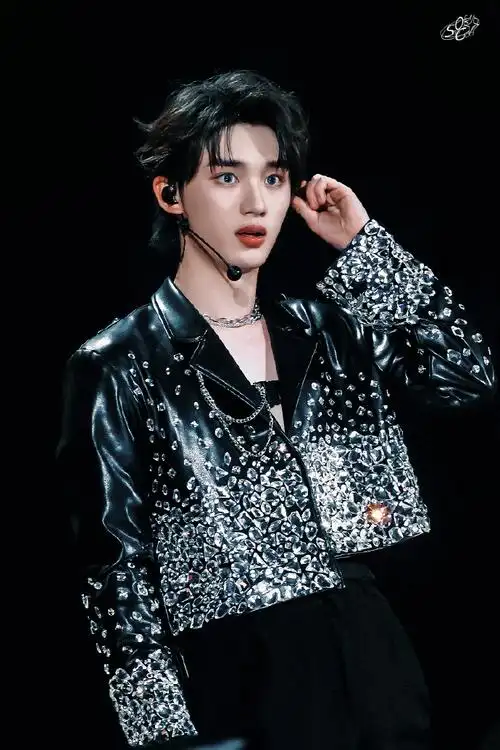 丁程鑫理想之途演唱会##时代少年团理想之途演唱会##今日星拍放送