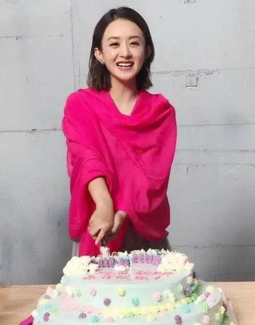 从生日祝福上来看赵丽颖在圈里只有这八位真心朋友