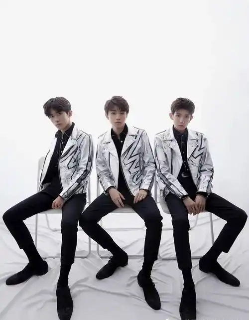 tfboys家人之名,一起长大,一起走过万人嘲讽_男孩_偶像_团体