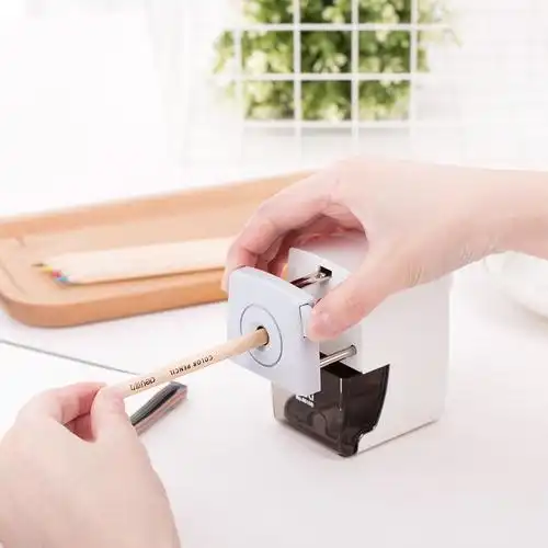 得力手摇卷笔刀转笔刀学生儿童用铅笔刀削笔器削笔刀手动削笔机