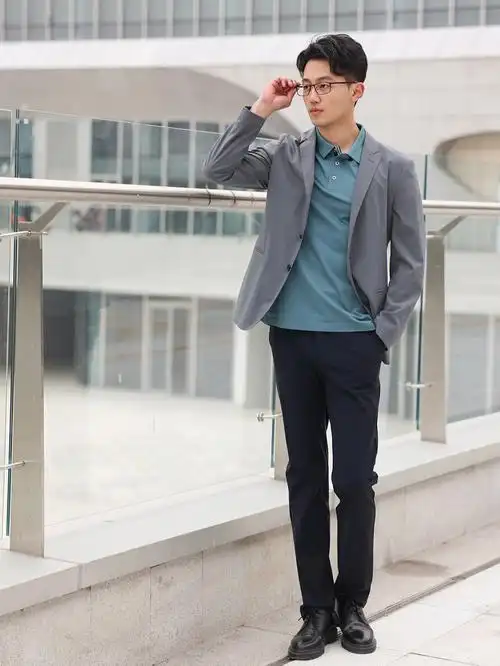 休闲西装职场通勤西装穿搭男士搭配