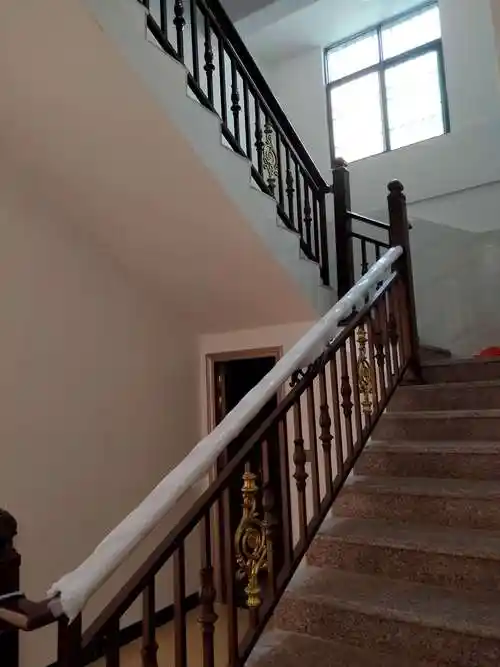 铝艺楼梯扶手
