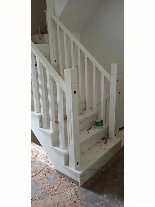 中式简约实木楼梯扶手