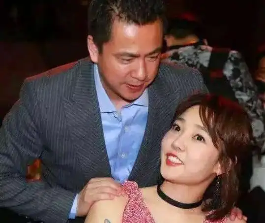 王中磊地位有多高?参加综艺被服侍,范冰冰更是直言"随叫随到"