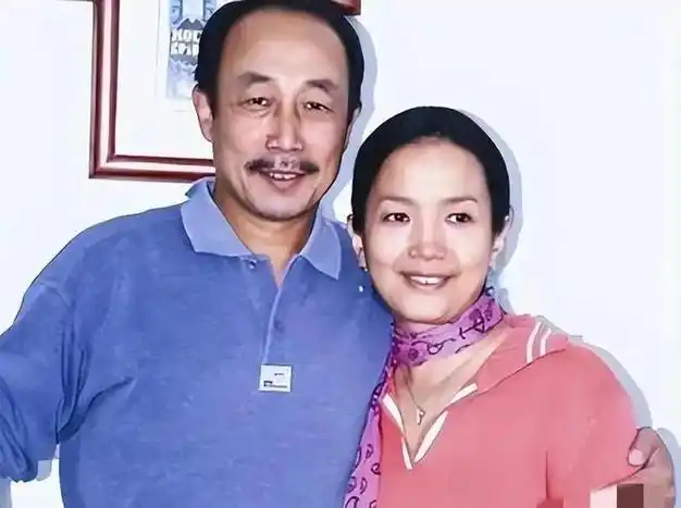 隐藏太深的明星母子,不知道的以为他们是草根,其实母亲都不简单|王骁|