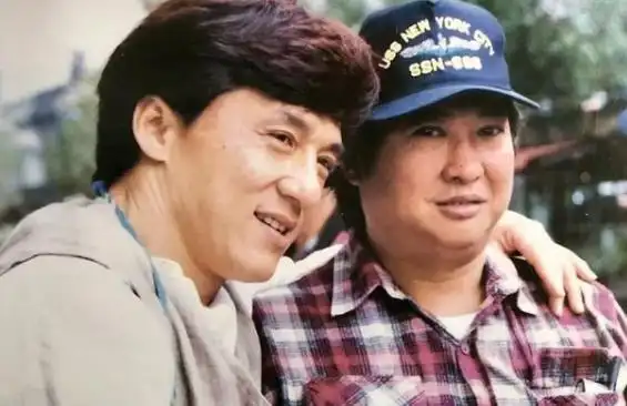 洪金宝和成龙什么关系成龙是洪金宝捧红的吗