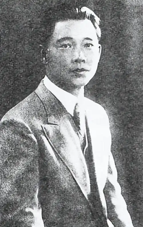 大汉奸汪精卫墓地被炸开,尸体未腐烂,口袋中一张纸条写着四个字