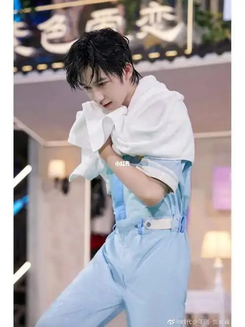 时代少年团贺峻霖  #贺纯祎  #你好星期六 #flechazo追星社@left