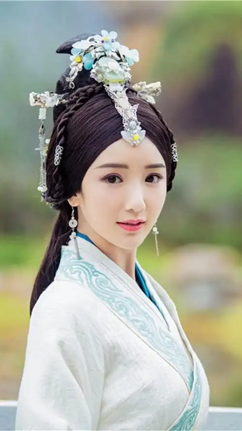 霍去病毛晓彤古装剧照