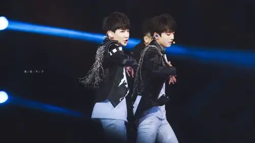 2016tfboys2016双十一天猫晚会_高清图片大全-爱豆app