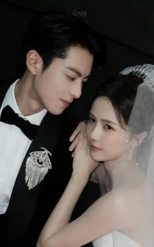 给大家推荐几部近期热播的人气高分好评现代偶像小甜剧